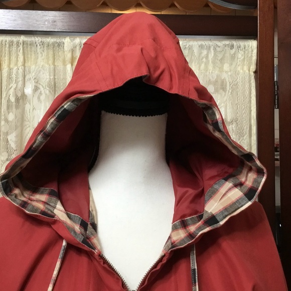 MISTY HARBOR HOODED RAIN JACKET - SZ SMALL - Picture 3 of 13